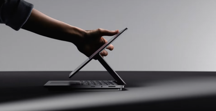 Surface Laptop Studio 2 (Bild: Microsoft)